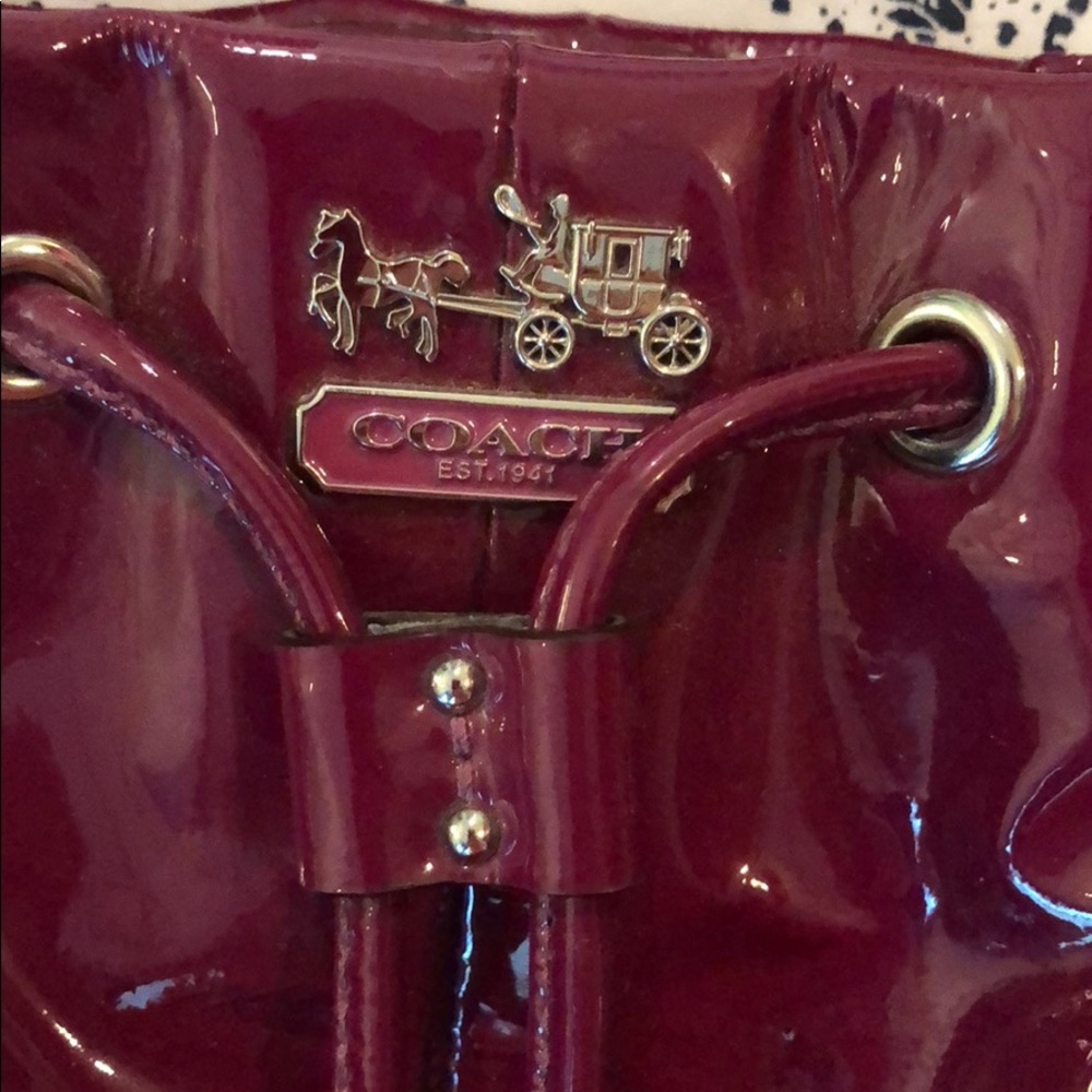 Handbag! - Picture 2 of 5